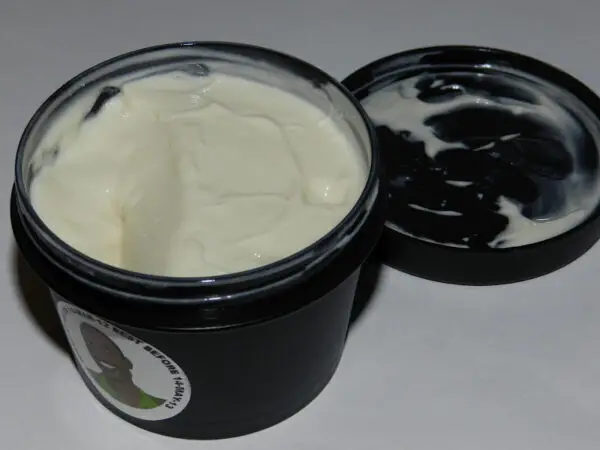 lush-lovely-jubblies-breast-cream-review-1