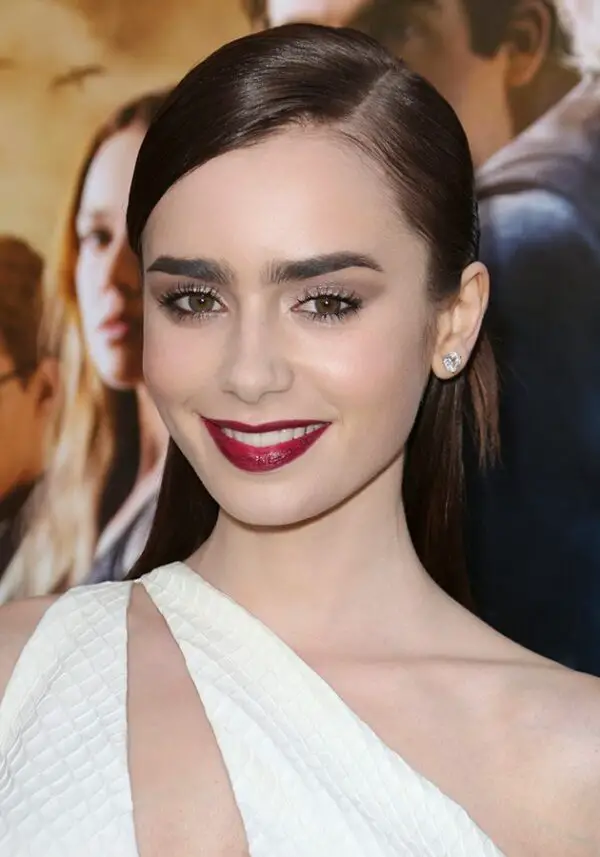 lily-collins-open-smile
