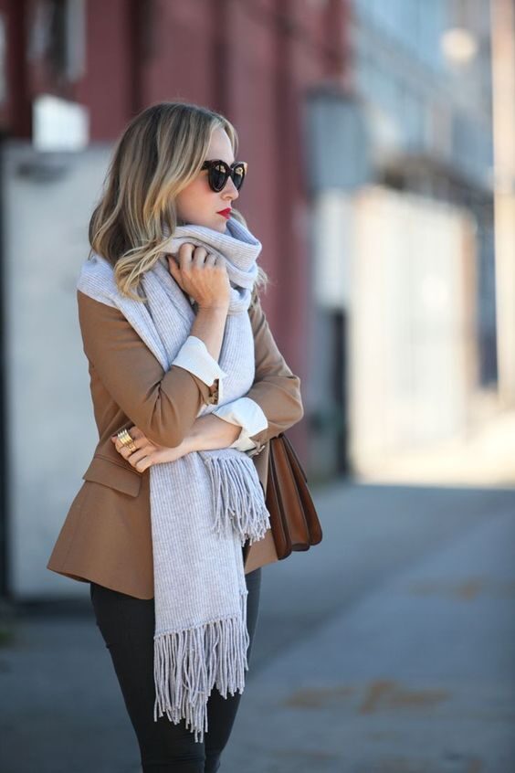 oversized-scarf-for-the-office