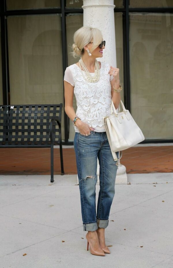 white-lace-top-and-jeans