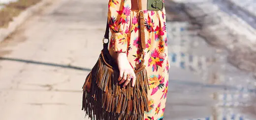 1-boho-outfit-with-fringe-bag-and-boots