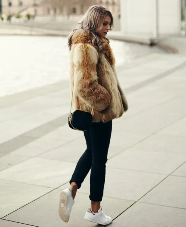 1-skinny-jeans-with-fluffy-fur-coat