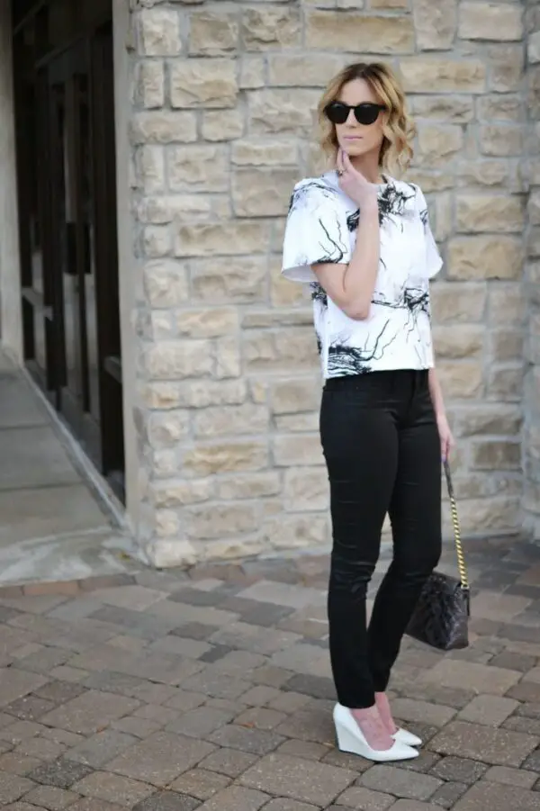 1-wedge-pumps-with-abstract-print-top-and-skinny-pants