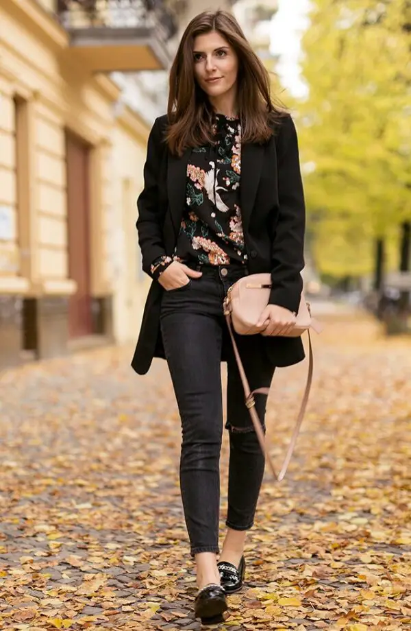 2-black-blazer-with-skinny-jeans-and-loafers