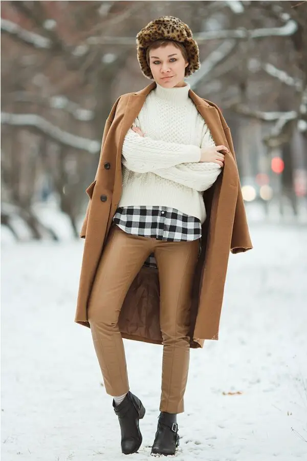 2-camel-coat-with-winter-outfit