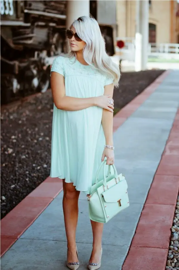 2-white-shift-dress-with-bag