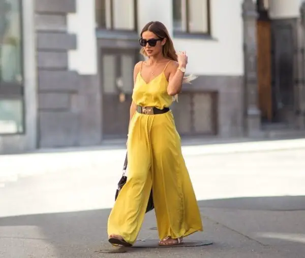 3-belt-with-yellow-jumpsuit