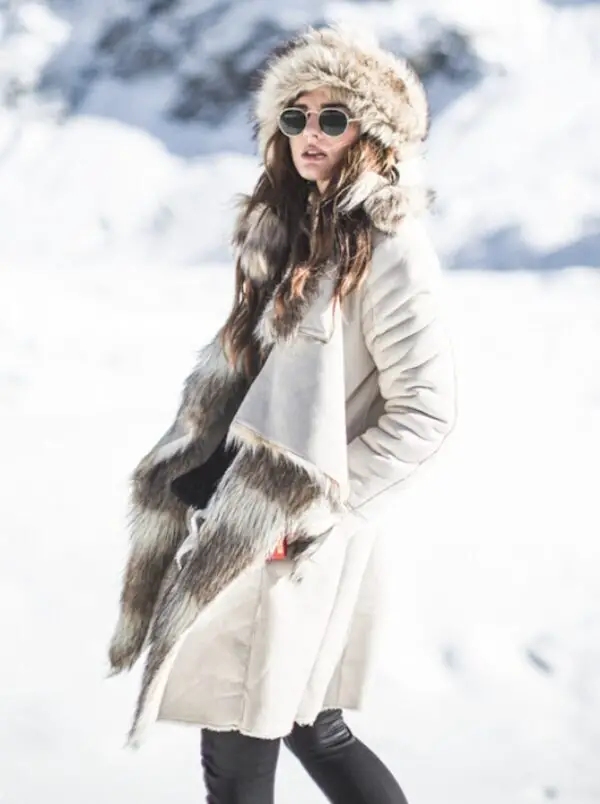 3-cozy-chic-winter-outfit-with-cap