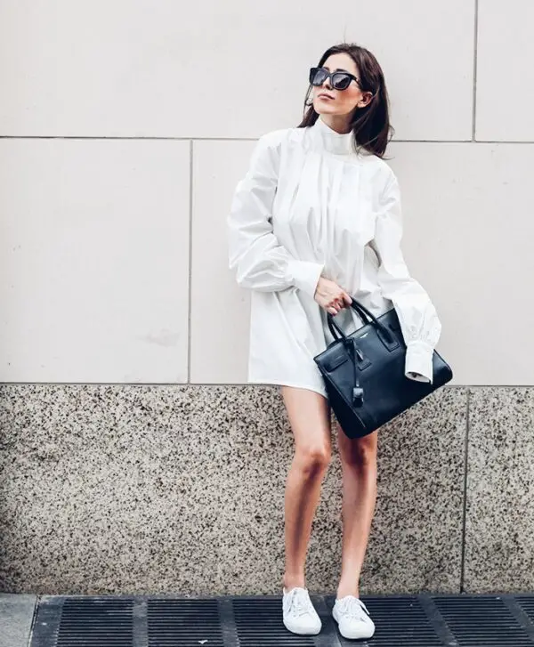3-oversized-shirtdress-with-sneakers
