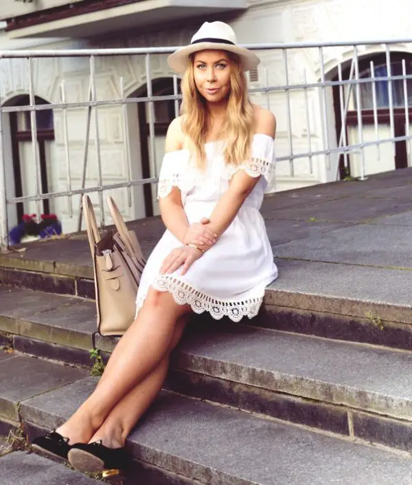 3-white-lace-dress-with-hat-and-nude-bag
