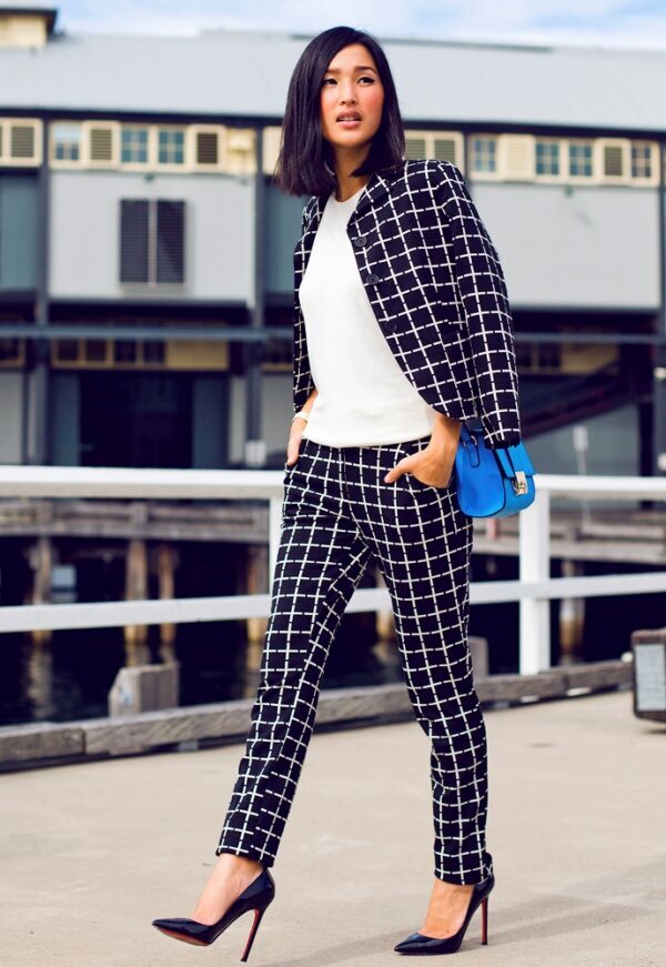 4-checkered-blazer-and-suit-with-white-top-1