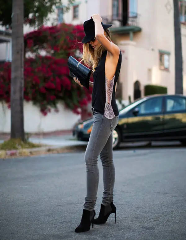 4-edgy-tank-top-with-skinny-jeans