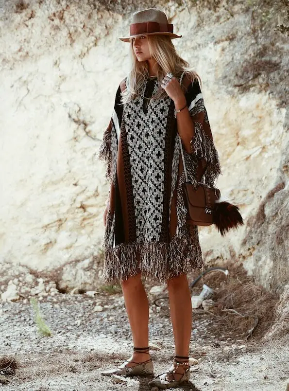 4-ibiza-print-outfit-with-boho-vest