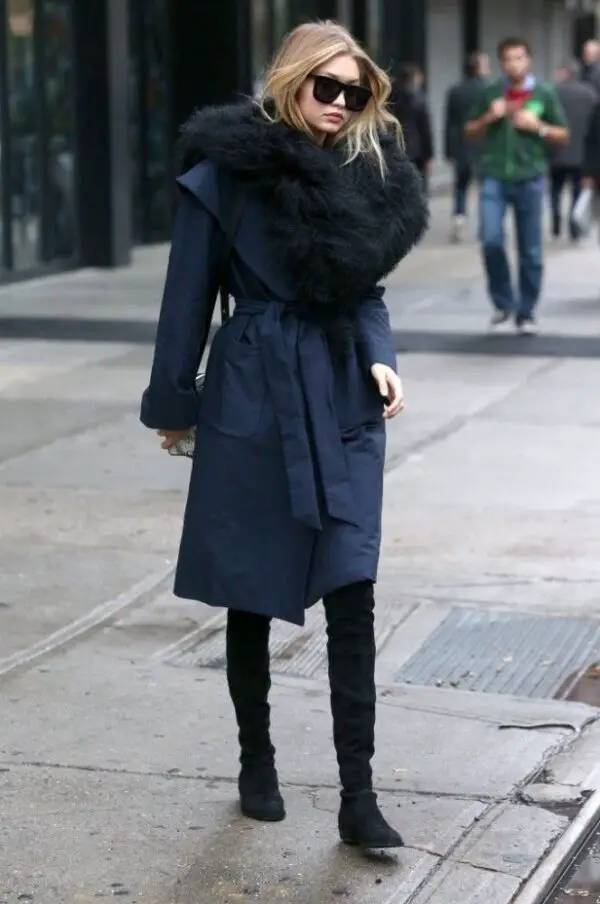 4-navy-robe-coat-with-fur-scarf-and-boots