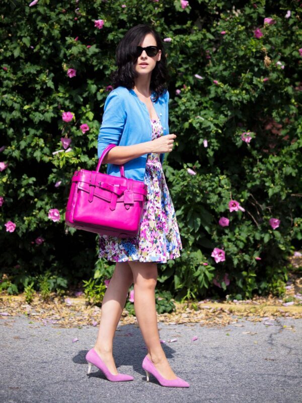4-pink-bag-in-floral-dress