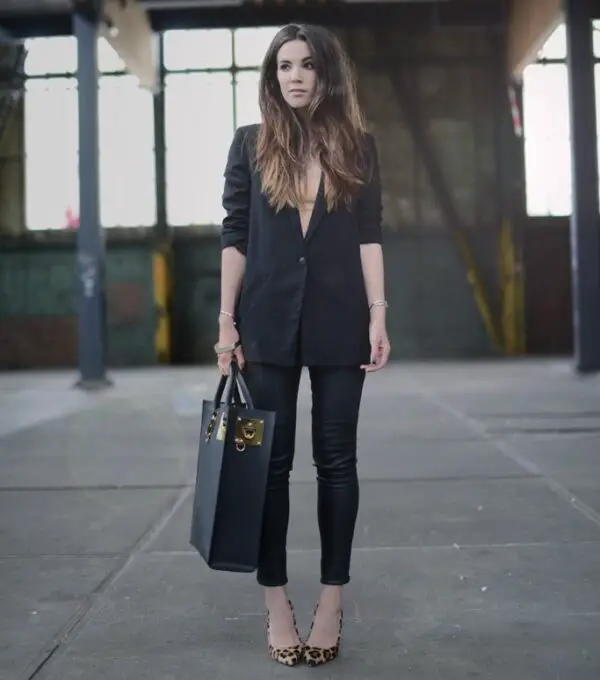 4-structured-bag-with-blazer-and-skinny-pants