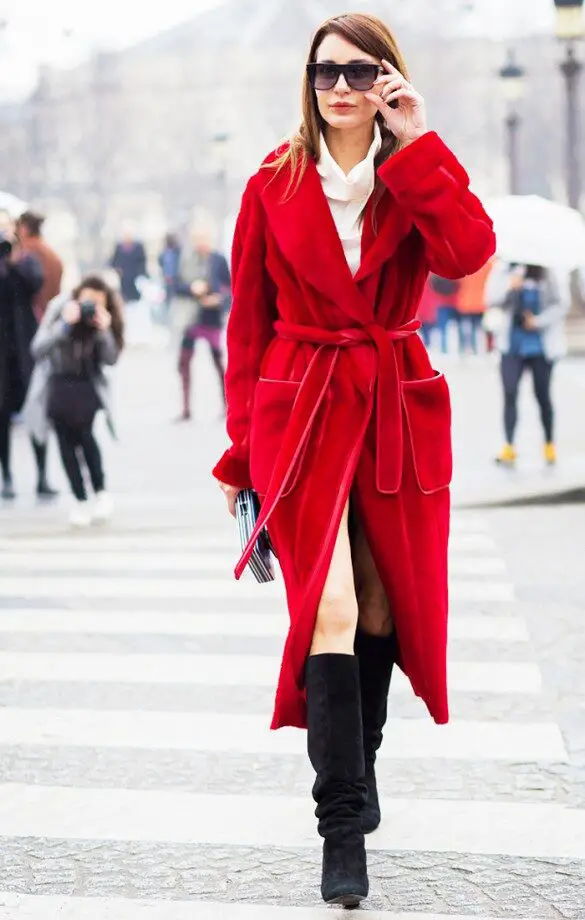5-red-robe-coat-with-boots