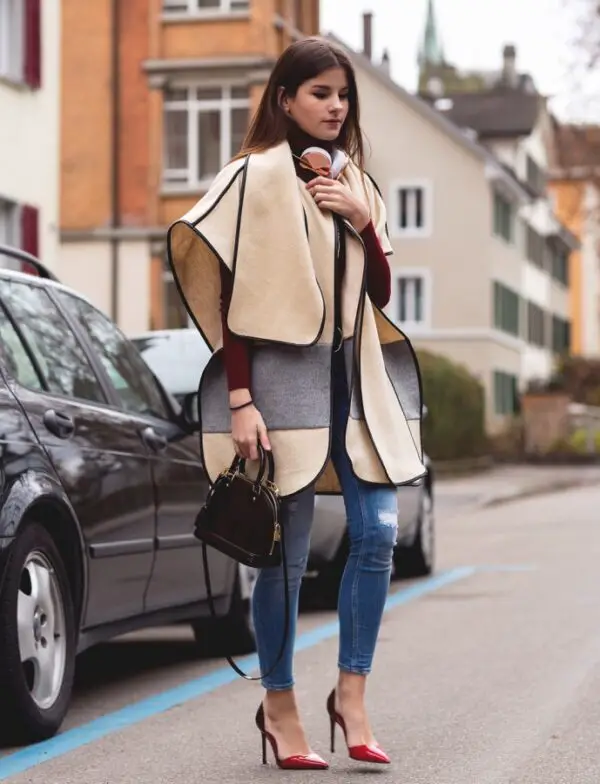 5-skinny-jeans-with-oversized-poncho