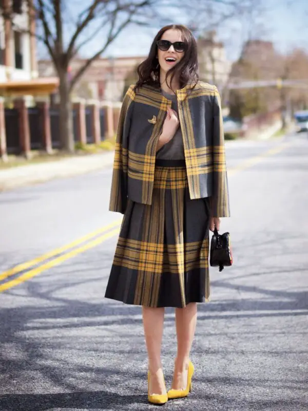 8-plaid-outfit-with-mustard-shoes