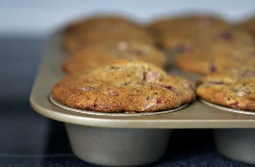 strawberry-and-poppy-seed-muffins-500x329-1