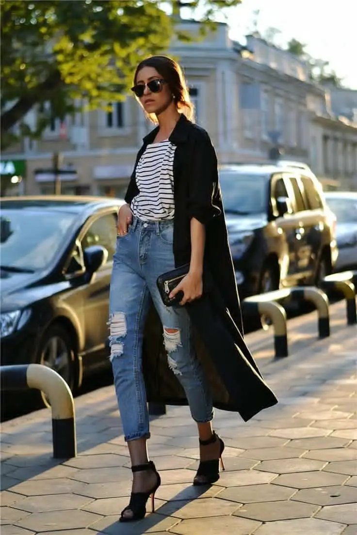 black-cardigan-and-jeans