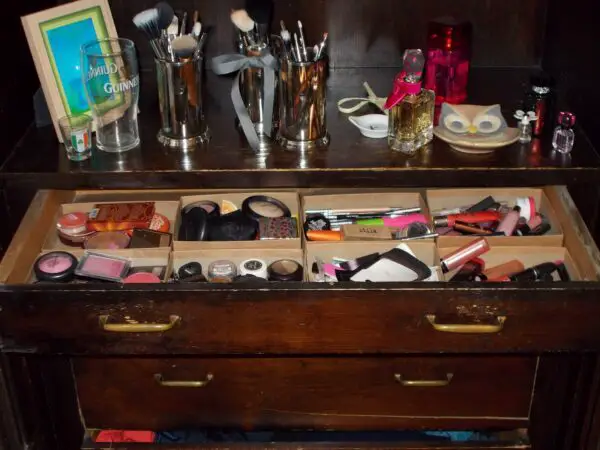 make-up-drawer