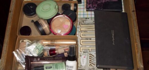 make-up-storage