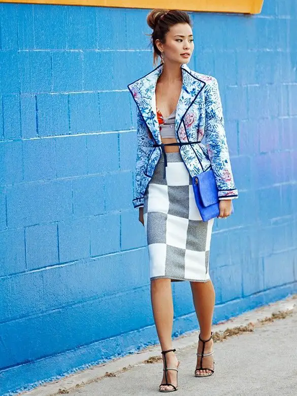mixed-prints-gorgeous-outfit