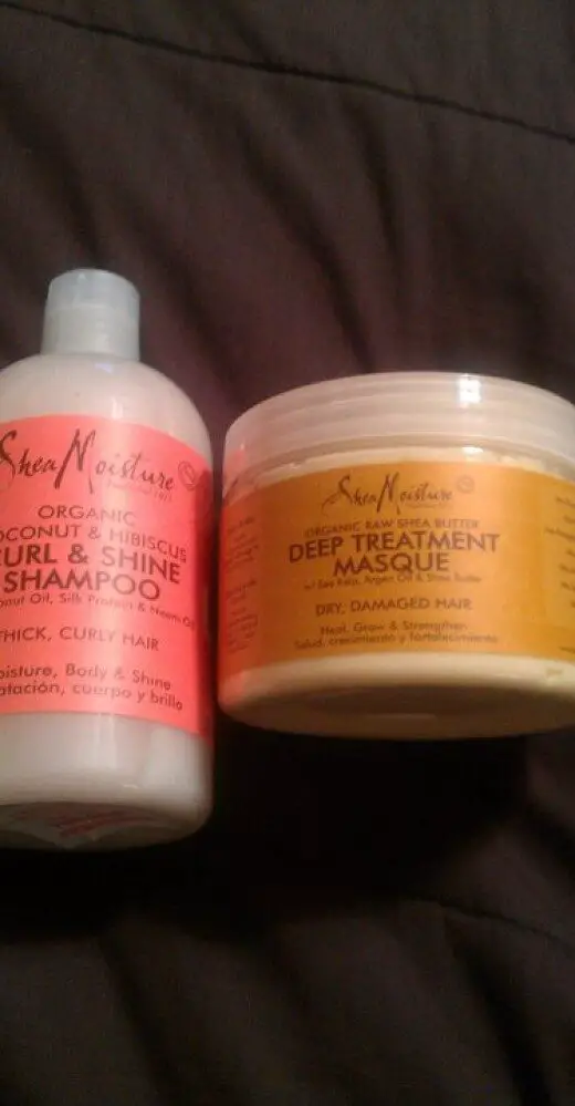 1-shea-moisture-shampoo-deep-treatment-masque1-520x999-1-2