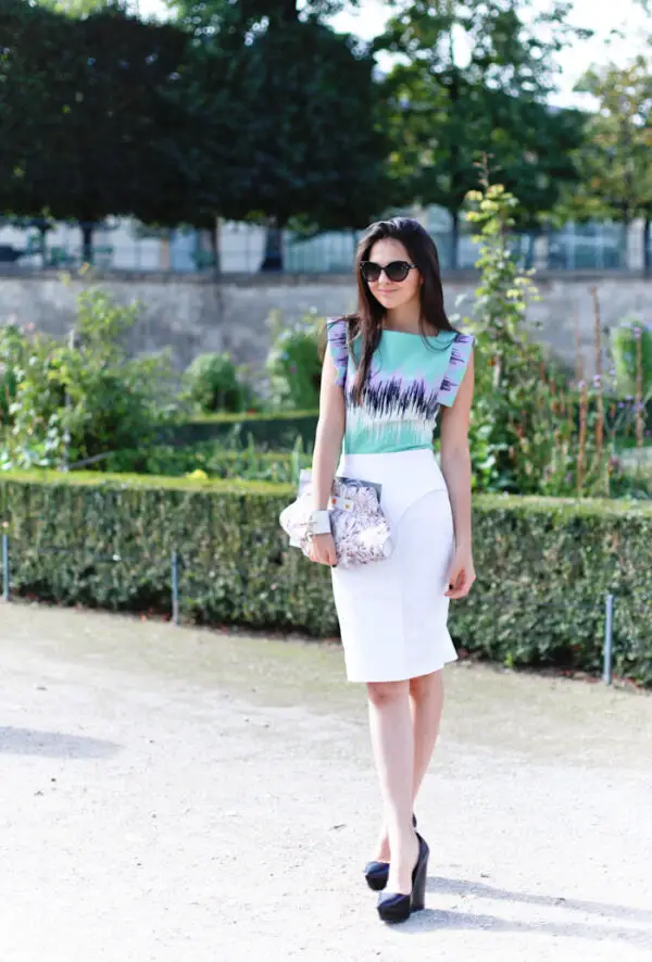 1-abstract-print-top-with-pencil-skirt-and-trendy-bag