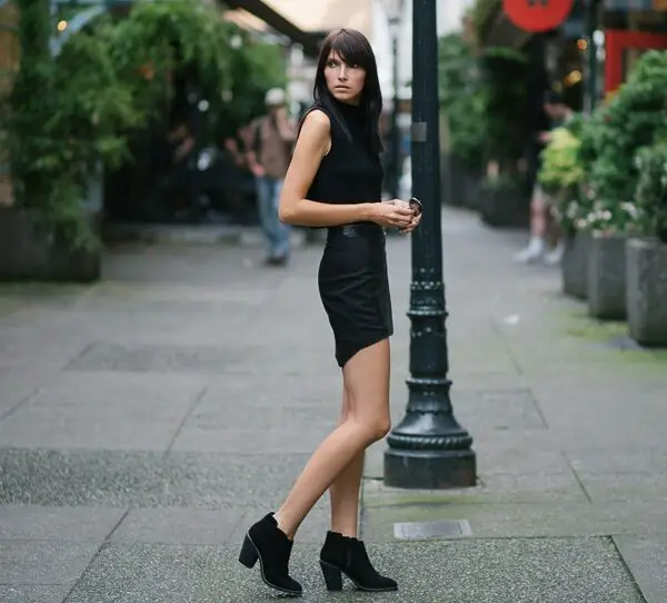 1-black-dress-with-ankle-boots