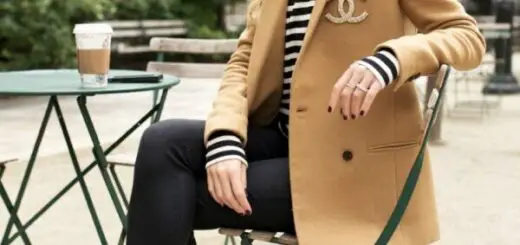 1-black-skinny-jeans-with-camel-coat-and-striped-sweater