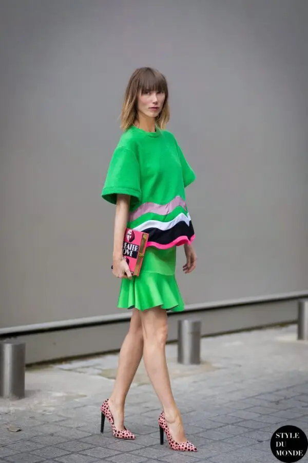 1-book-clutch-with-bright-green-outfit