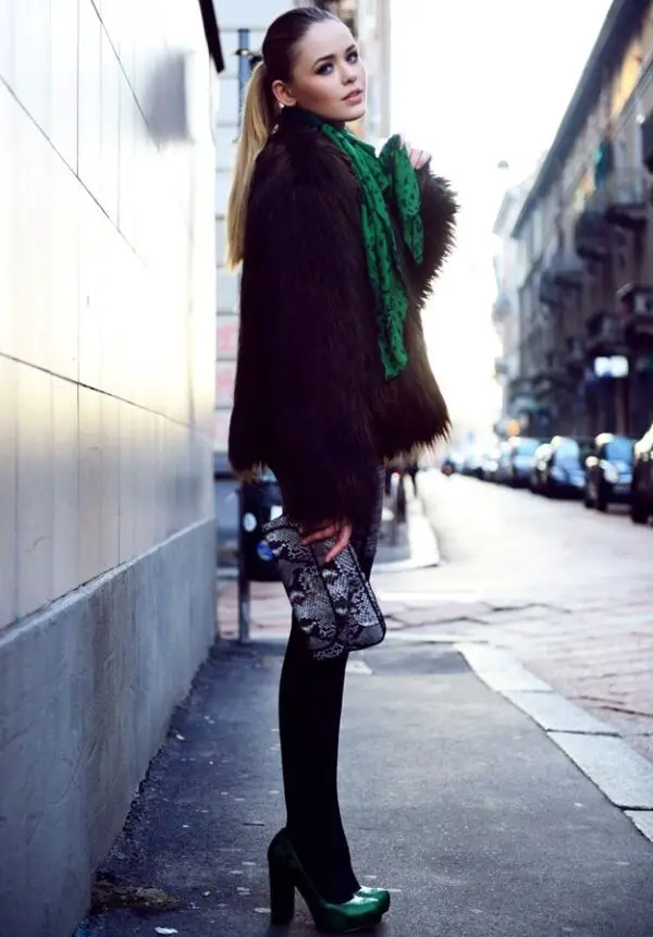 1-brown-fur-coat-with-green-scarf