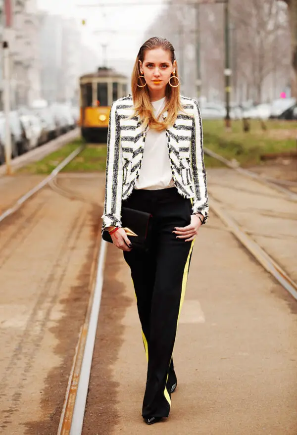 1-chic-jogger-pants-with-blazer