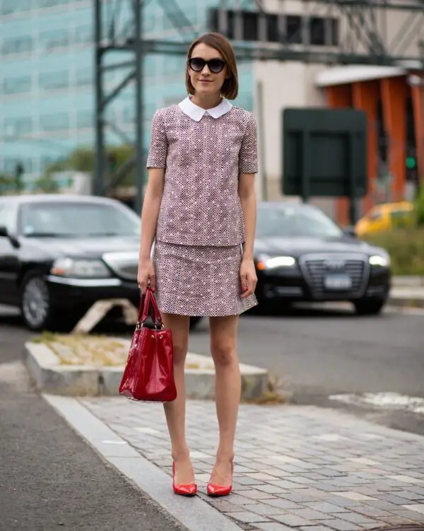 1-collared-preppy-outfit-with-red-bag-and-pumps-1