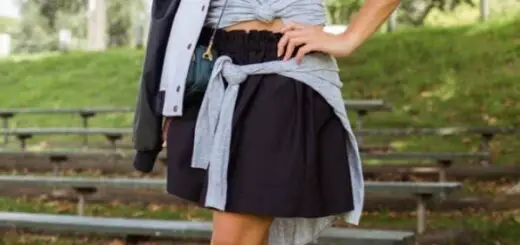 1-cropped-top-with-tied-shirt-and-skirt