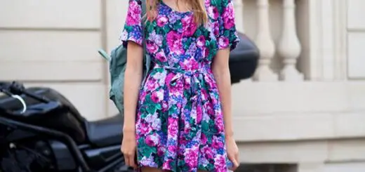 1-floral-vintage-dress-with-boots