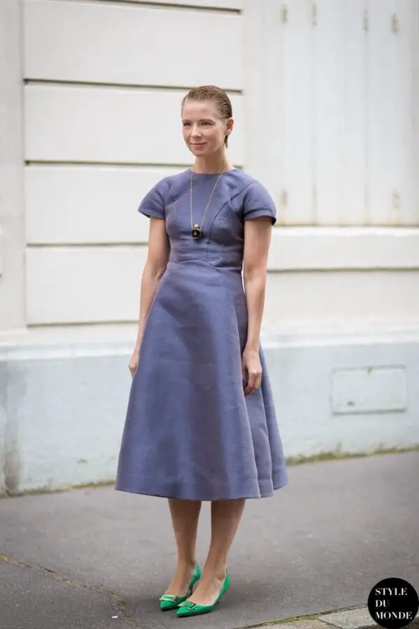 1-gray-dress-with-chic-shoes