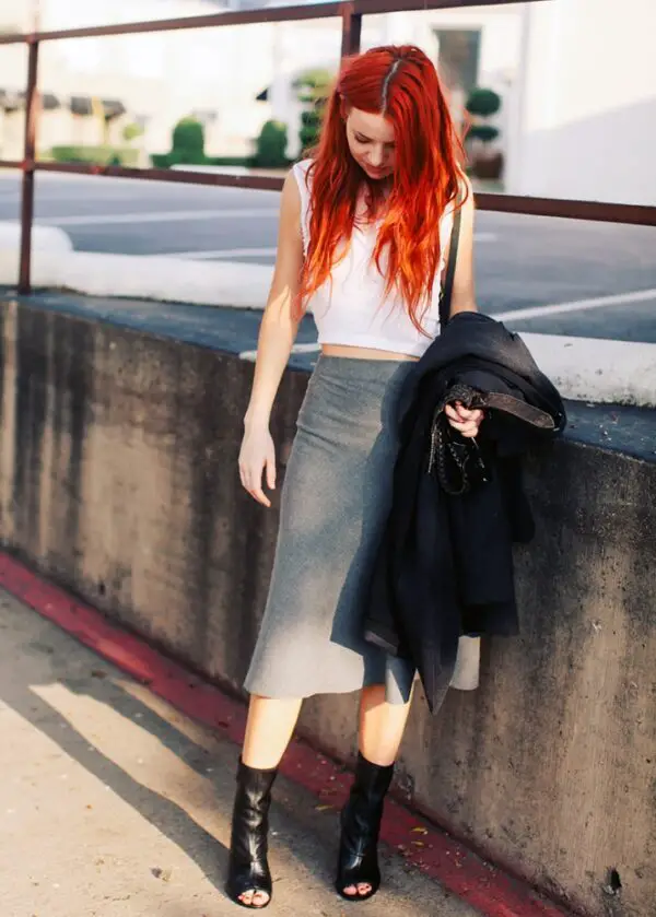 1-gray-skirt-with-white-top