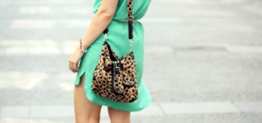 1-green-lace-dress-with-leopard-print-bag-and-sandals-1