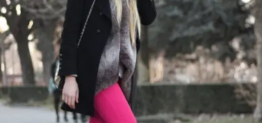 1-hot-pink-jeans-with-black-top