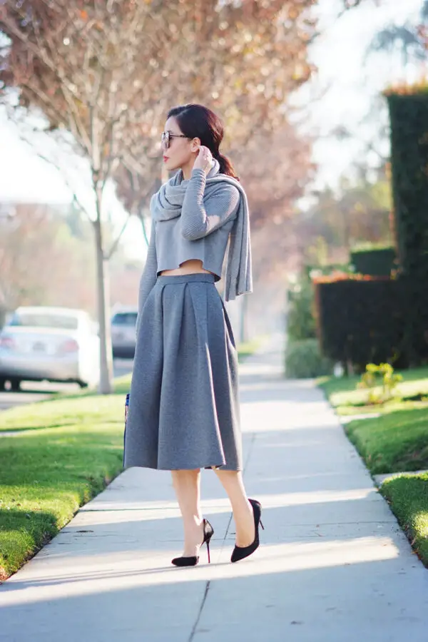 1-knitted-scarf-and-top-with-cashmere-skirt-2