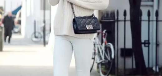 1-knitted-sweater-with-white-denim