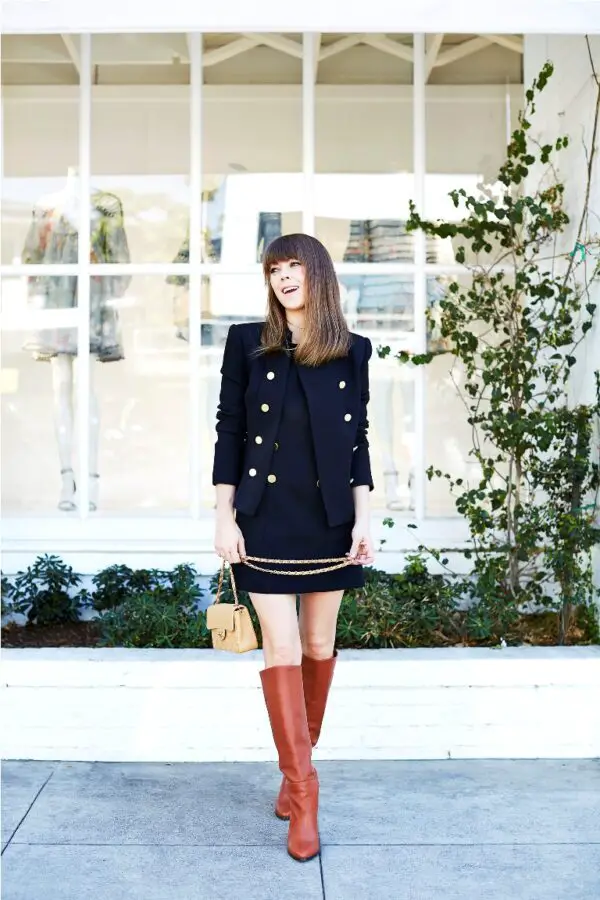 1-nautical-inspired-outfit-with-structured-blazer-and-leather-boots