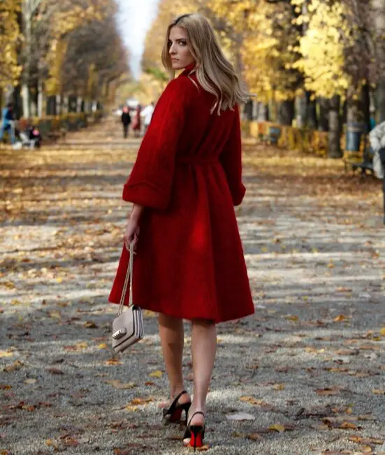 1-red-robe-coat-with-heels