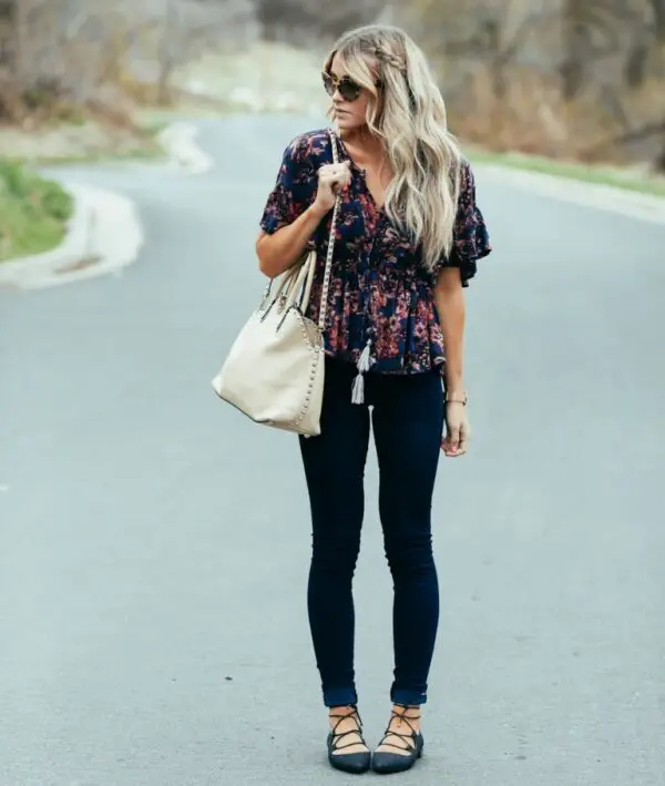 1-skinny-jeans-with-printed-top