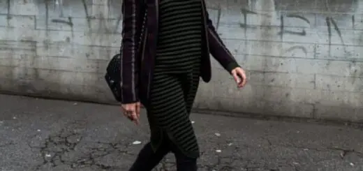 1-striped-pants-and-turtleneck-with-blazer