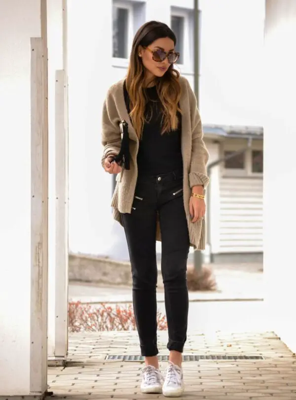 1-urban-outfit-with-cardigan