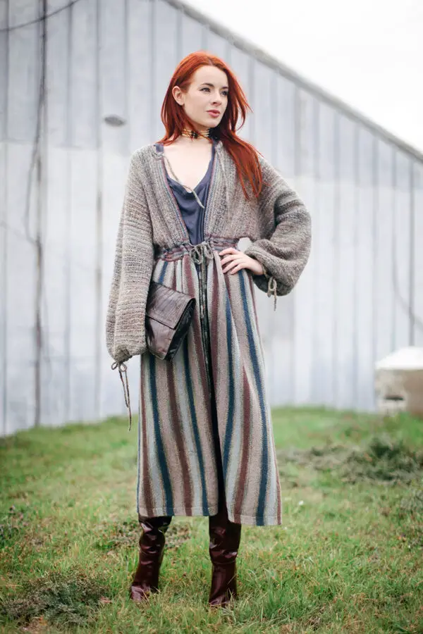 1-vintage-striped-dress-with-patent-boots